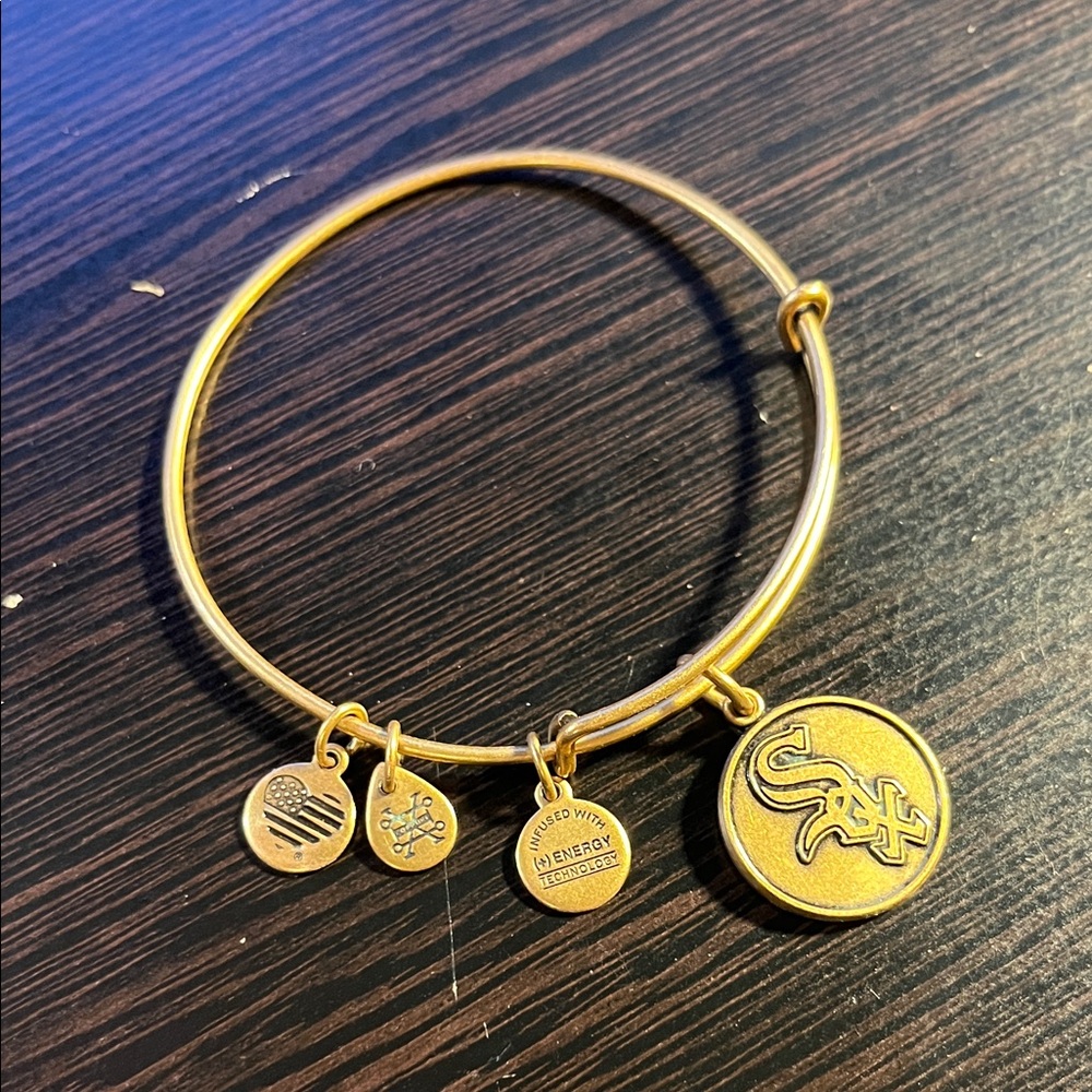 Alex and Ani Gold Chicago White Sox Charm Bangle Bracelet baseball